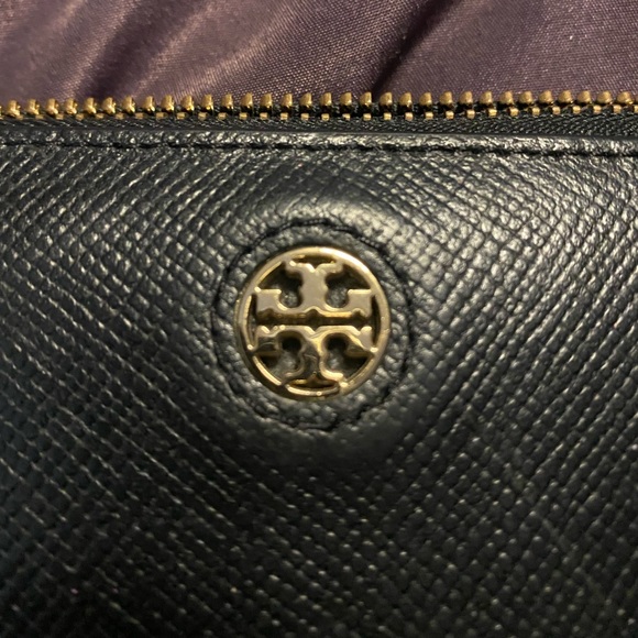 Tory Burch Continental Wallet - Picture 2 of 8